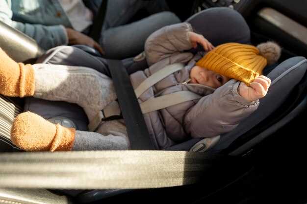 Métodos para instalar correctamente el asiento infantil en el vehículo